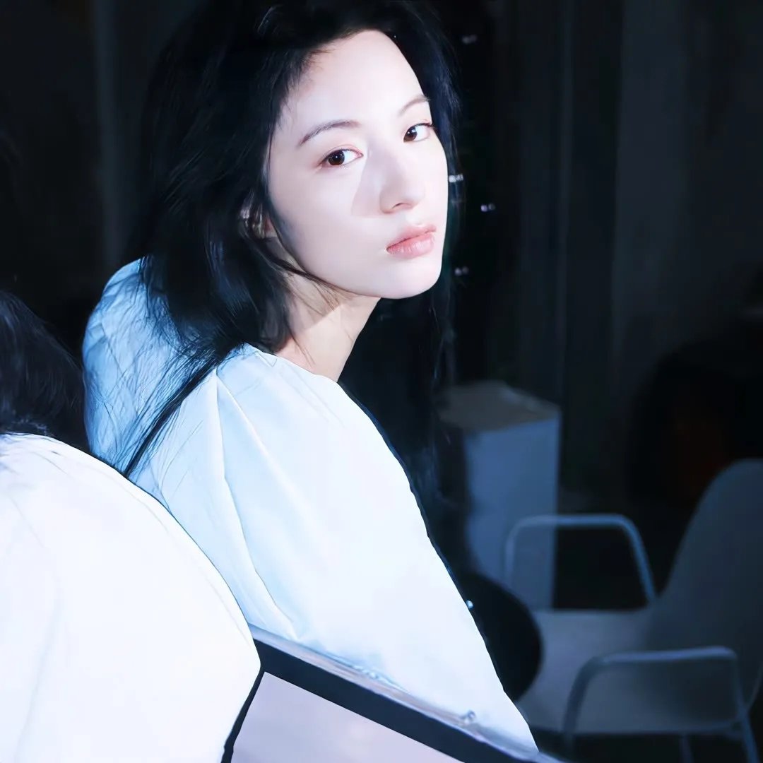 肮脏的英雄海报