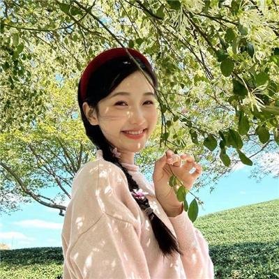 给我讲故事海报